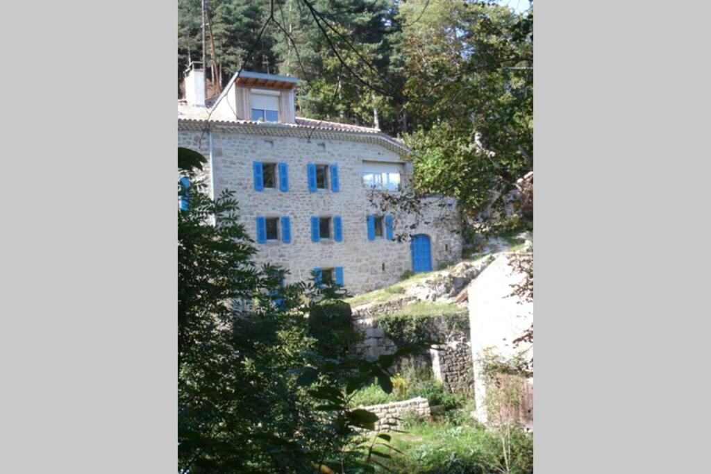 Loft La Rose Desiree Gite 3 Etoiles Chalencon Esterno foto